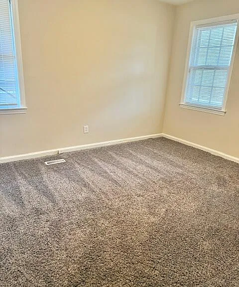 2730 Lakewood Dr — Photo 8