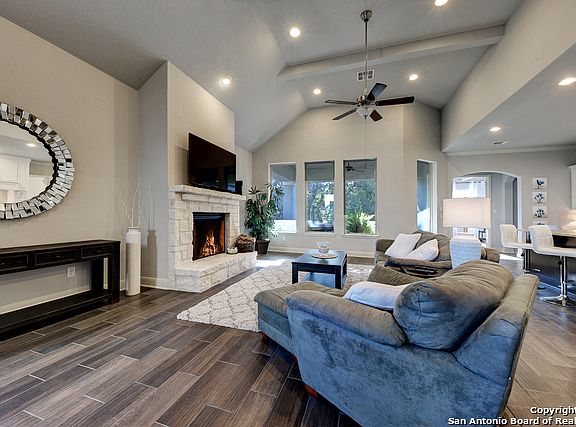 5th image of 3824 Monteverde Way