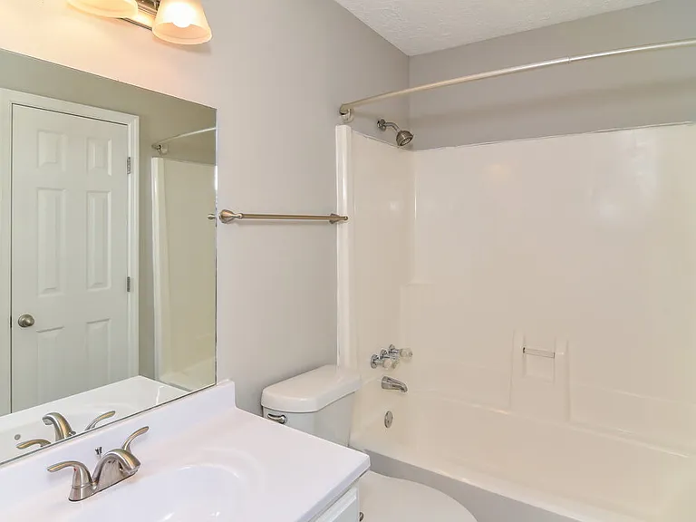 312 Pine Ridge Ln — Photo 16