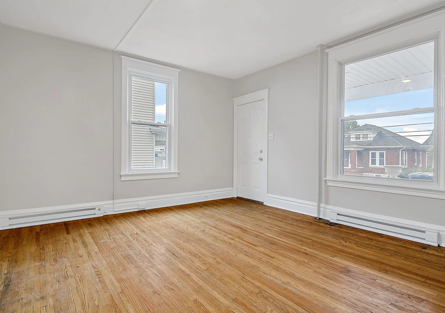 45 N 10th Street — Photo 2