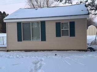 2298 N Baldwin Rd, Oxford, MI 48371