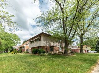 16954 Glen Oaks Dr, Country Club Hills, IL 60478