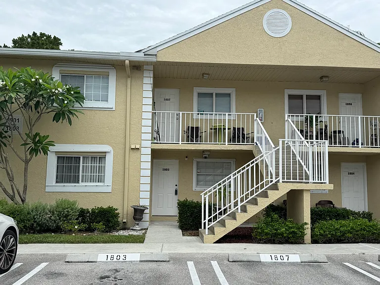 1803 Palm Beach Trace Dr — Photo 1