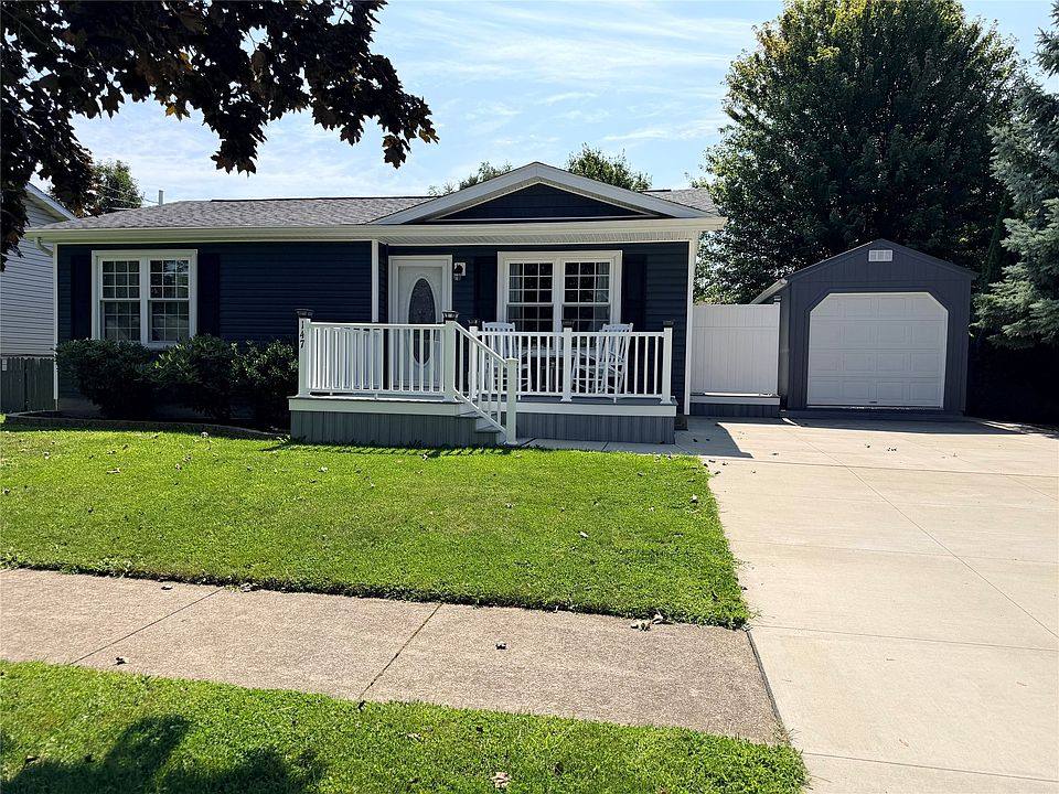 1st image of 147 Hemlock Dr