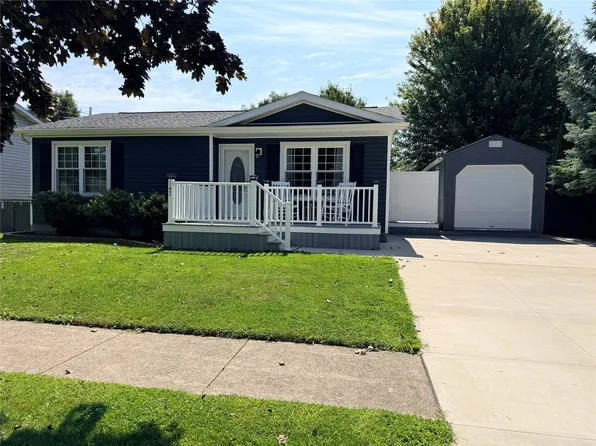 147 Hemlock Dr, Girard, PA 16417