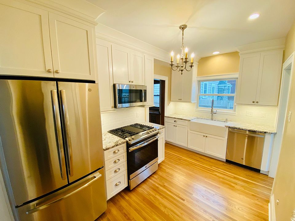 1st image of 3524 1st Ave S