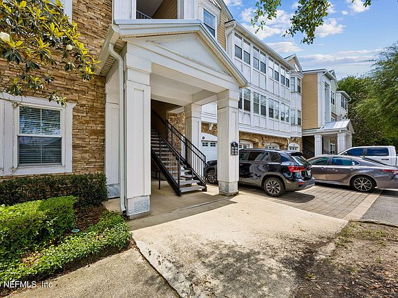 2nd image of 8550 TOUCHTON Road #2033