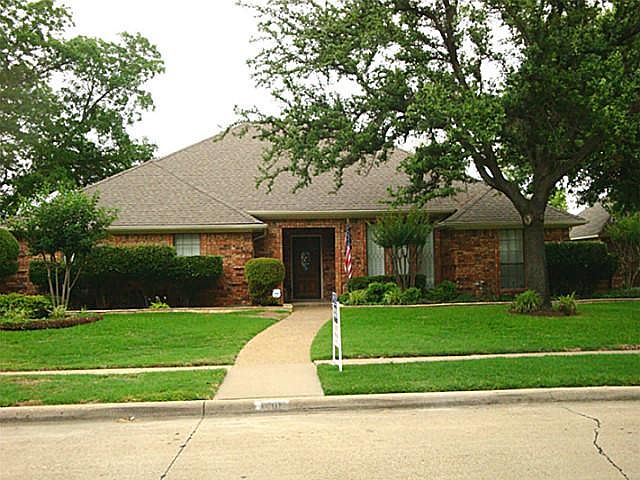 1st image of 1409 Waterford Pl