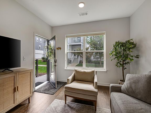 2nd image of 1677 54th Ave N #121