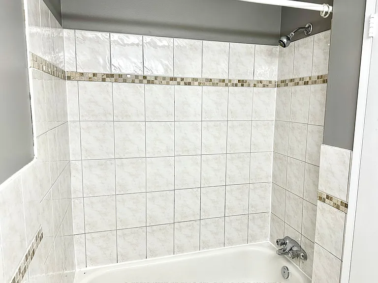 7 Riverview Blvd #205 — Photo 17
