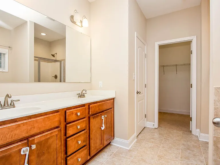 674 Stonebriar Ave — Photo 16