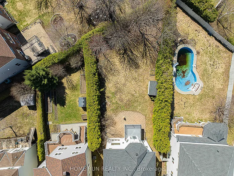 5 Cheltonia Way — Photo 50