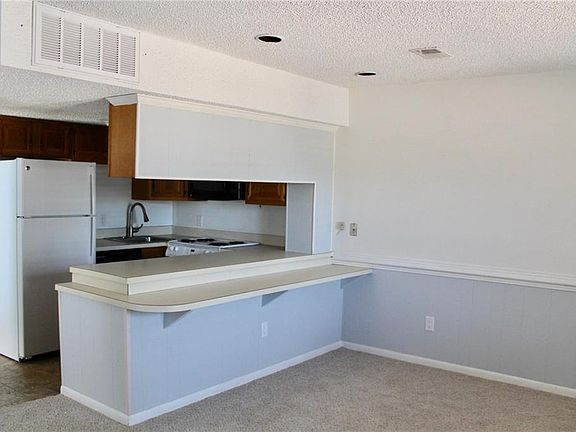 5th image of 312 Atlantic Ave