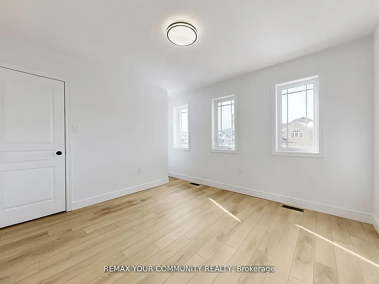 25 Bache Ave #UPPER LEVEL MAIN — Photo 40