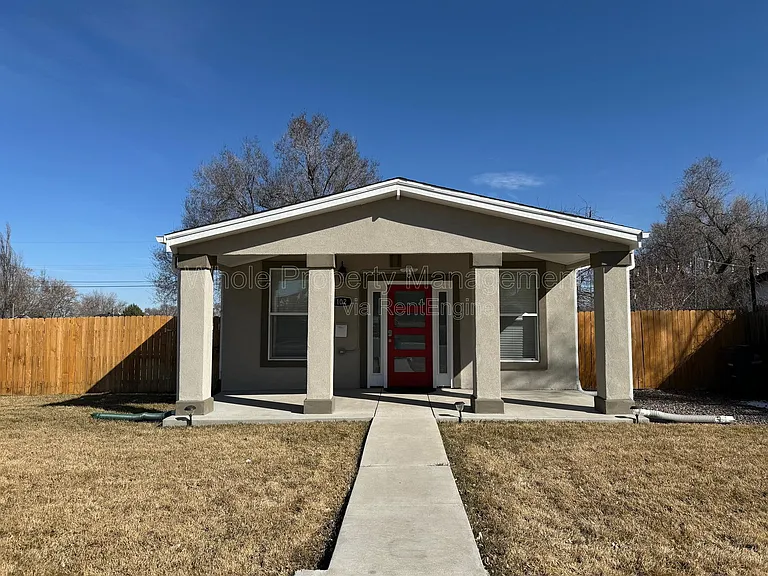 102 S Newton St — Photo 3