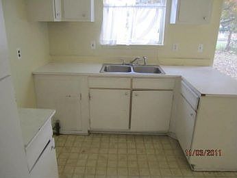 2nd image of 34028 Algonquin St