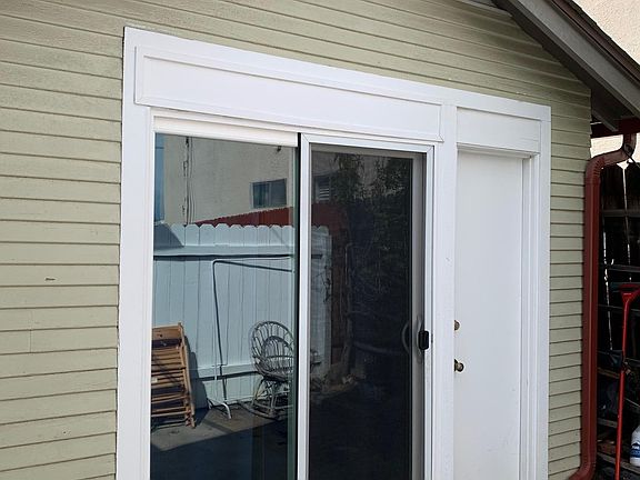 Detached office with its own refrigerator/freezer. Great for people who work from home.