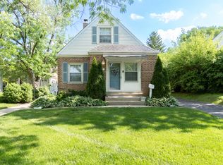 277 E Golf Rd, Des Plaines, IL 60016
