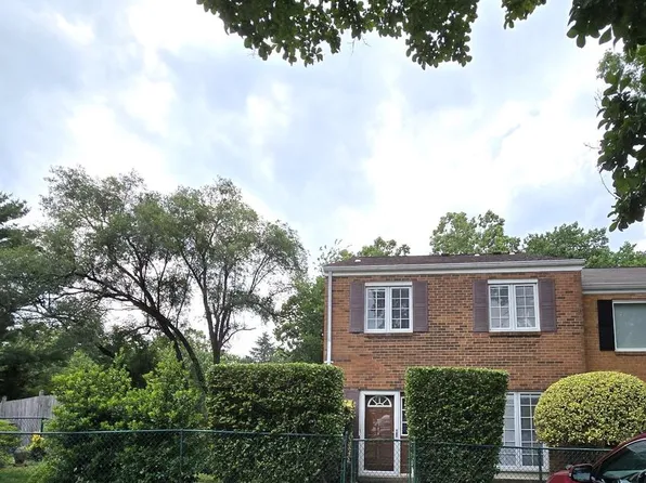 3375 Ardley Ct, Falls Church, VA 22041