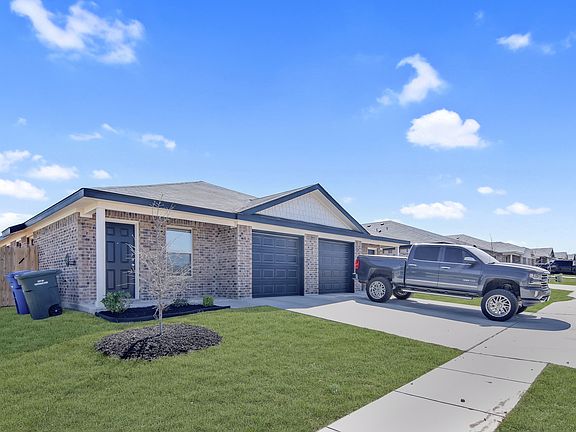 2nd image of 105 Wind Ridge Dr #B