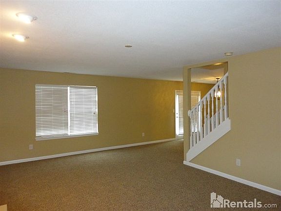4th image of 10412 Hornton St