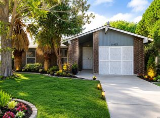 11422 Rifle Gap Dr, San Antonio, TX 78245