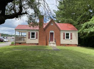 2602 W Walnut St, Johnson City, TN 37604