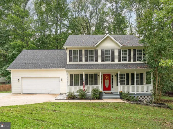 8438 Colfax Dr, King George, VA 22485