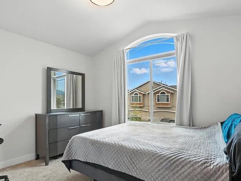 339 Skwentna Dr #A — Photo 1