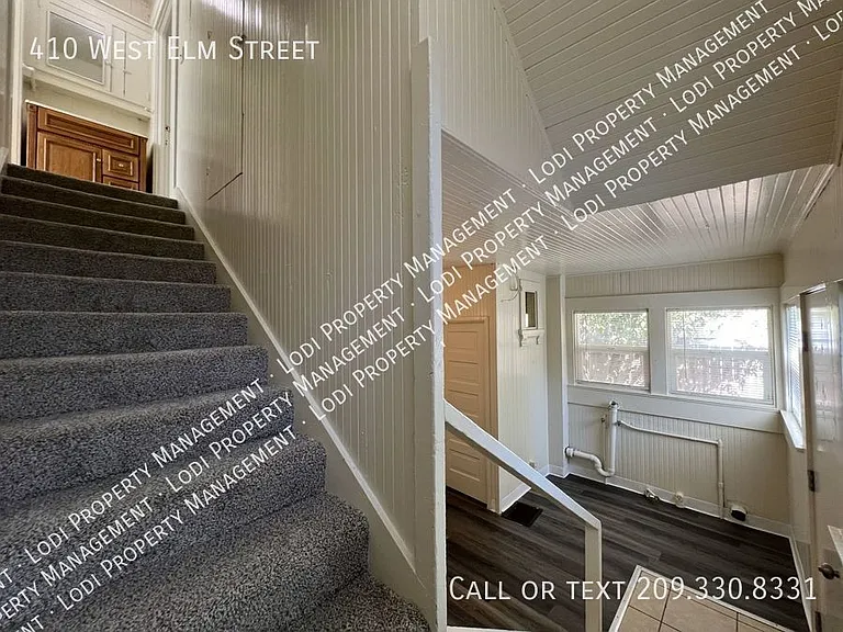 410 W Elm St — Photo 26