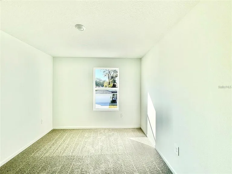 3783 NE 30th Ter — Photo 21