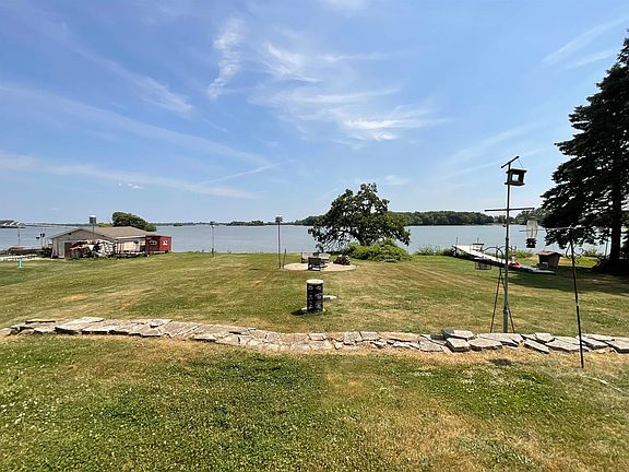 5th image of N7418 Edgewater Dr