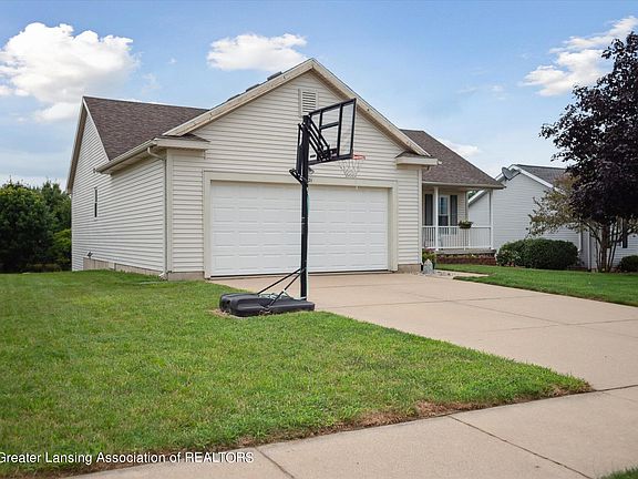 2nd image of 4121 Scenicview Ct