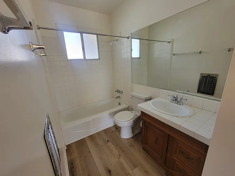 7249 Allott Ave — Photo 8