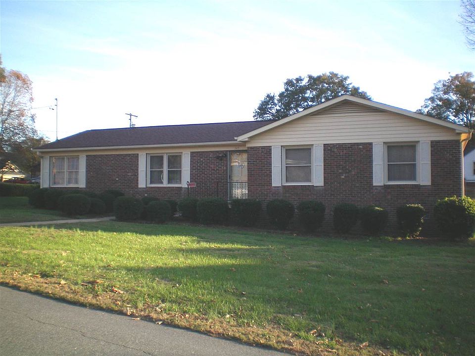 1st image of 145 Belvedere Dr