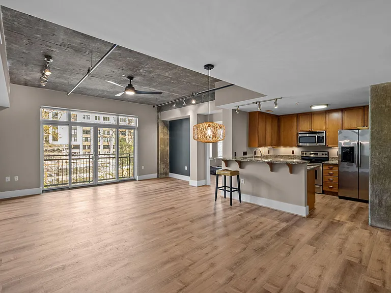 444 Blount St #205 — Photo 1