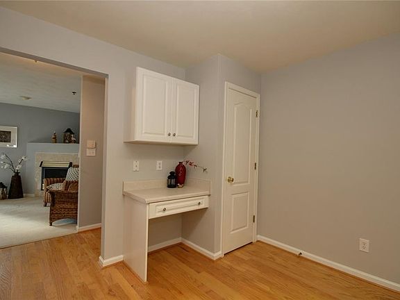 4th image of 2221 Lesner Cres APT 202