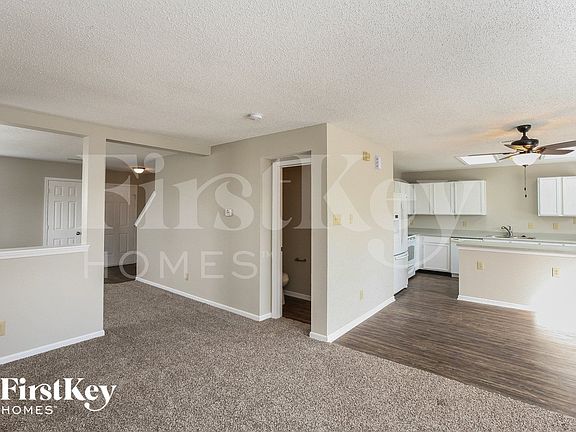 5th image of 9197 Huntleigh Cir