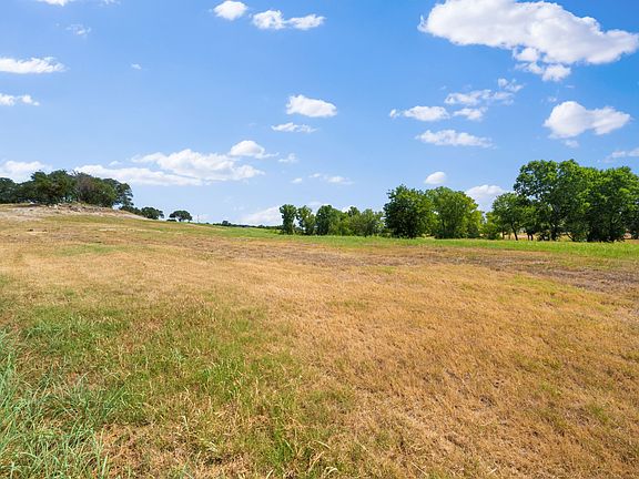 2nd image of 8205 Spicewood Springs Rd