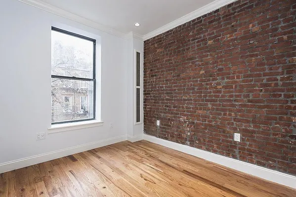 Rented by REAL New York | media 17