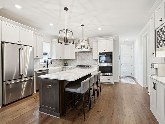 5th image of 4025 Lioncrest Ln