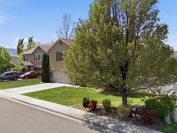 3rd image of 308 S Willow Patch Rd