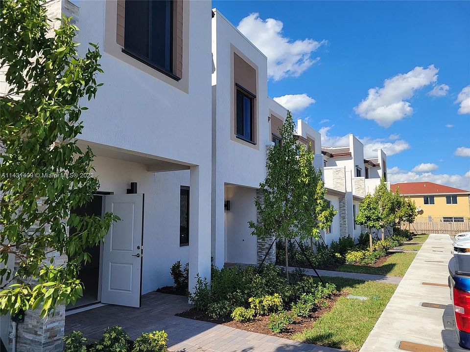 1st image of 21094 NE 8th Ave #21094