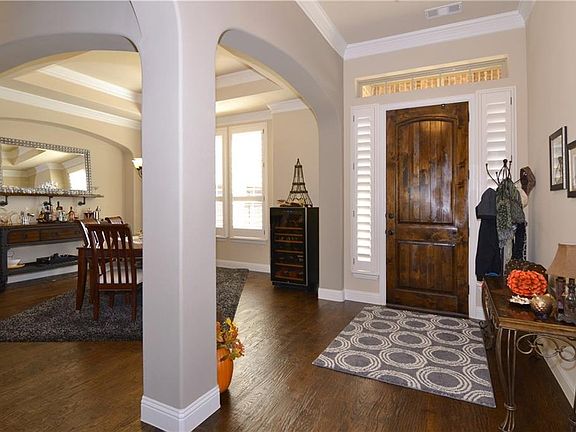 2nd image of 7404 Los Padres Pl
