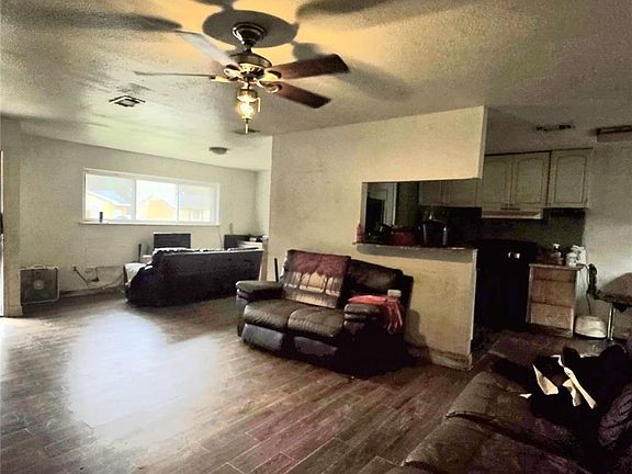 4th image of 352 Boutte Estates Dr