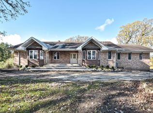 9513 Seeman Rd, Union, IL 60180