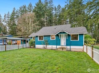 733 Eden Rd W, Bremerton, WA 98312