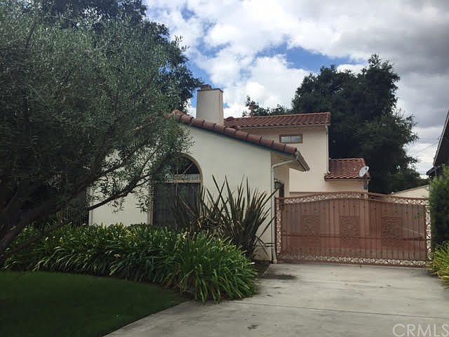 1st image of 217 S Shamrock Ave