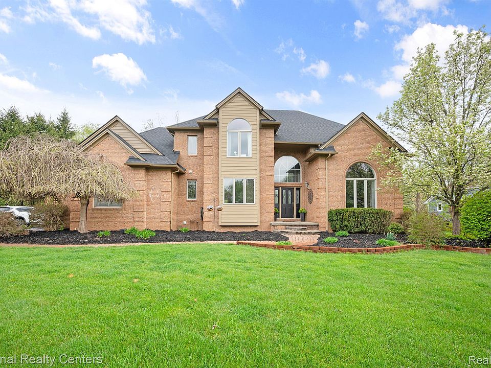 1st image of 10348 Londonderry Dr