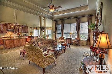 2nd image of 805 Moss Cliff Cir